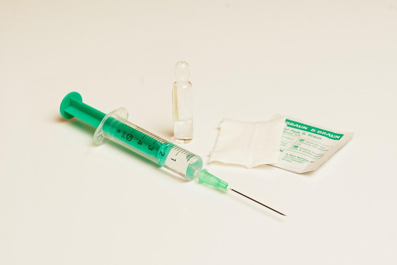 Nous faisons une injection à la maison