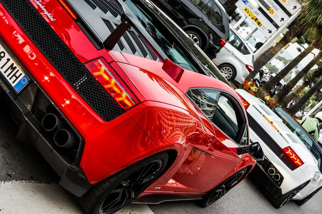 Difficile d'éliminer les rayures sur Lamborghini