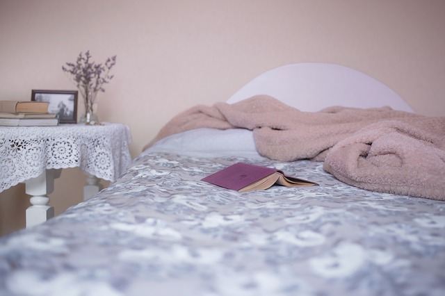 Photo d'un vieux matelas